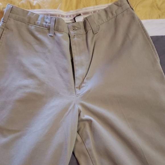 Pants - Picture 2 of 3